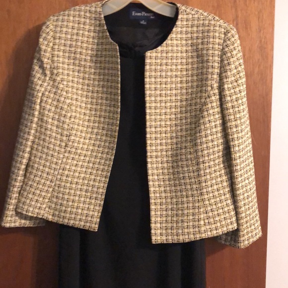 Suite - Picture 2 of 7